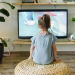 TV 앞에서의 시간: 움직임의 부족이 가져오는 건강 위험