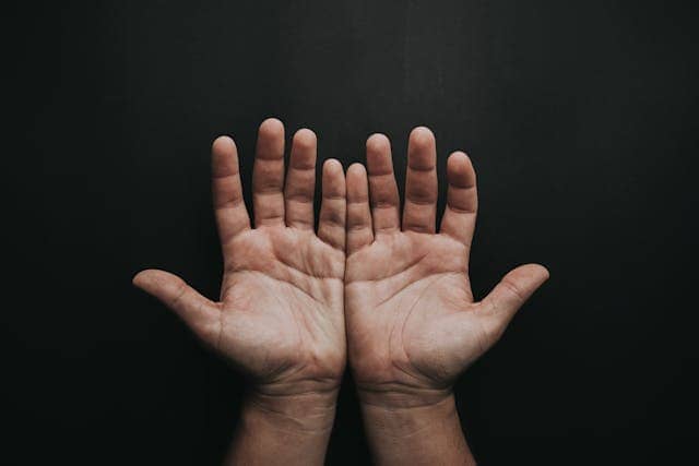 간경변의 초기 증상에 대해 설명하는 글의 썸네일 사진